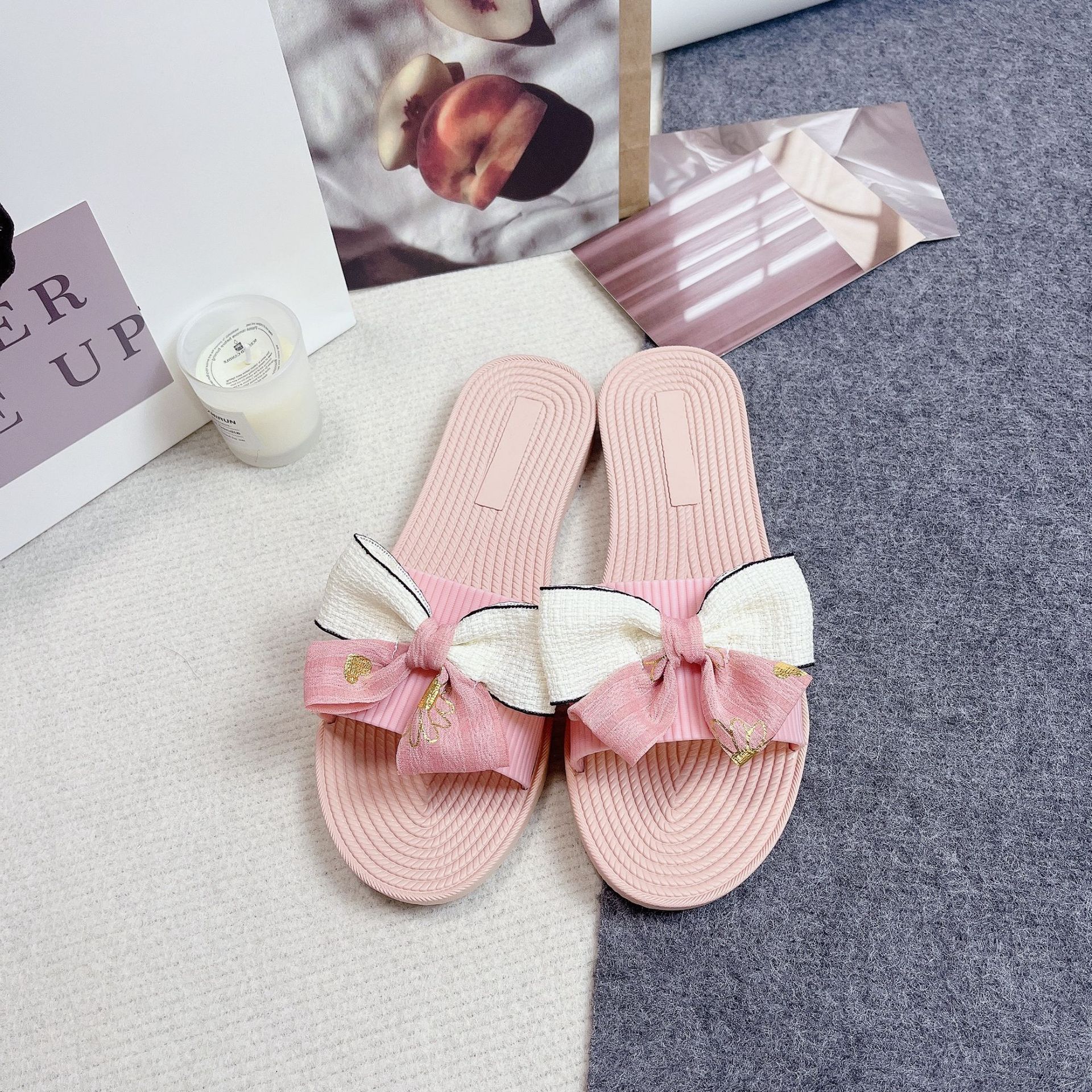 2023 verano nuevo brillante rhinestone Flip Flop de las mujeres de alto grado flip-flop zapatos de las mujeres de moda perezoso fresco al por mayor