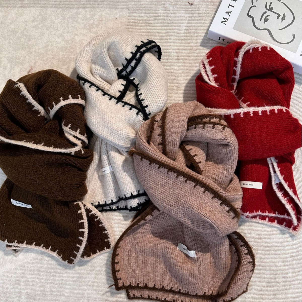 Tweed Style Women's Autumn and Winter Scarf Women's New Versatile Thickeneded Atmospheric Scarf Cycling Knitted Winter Retro