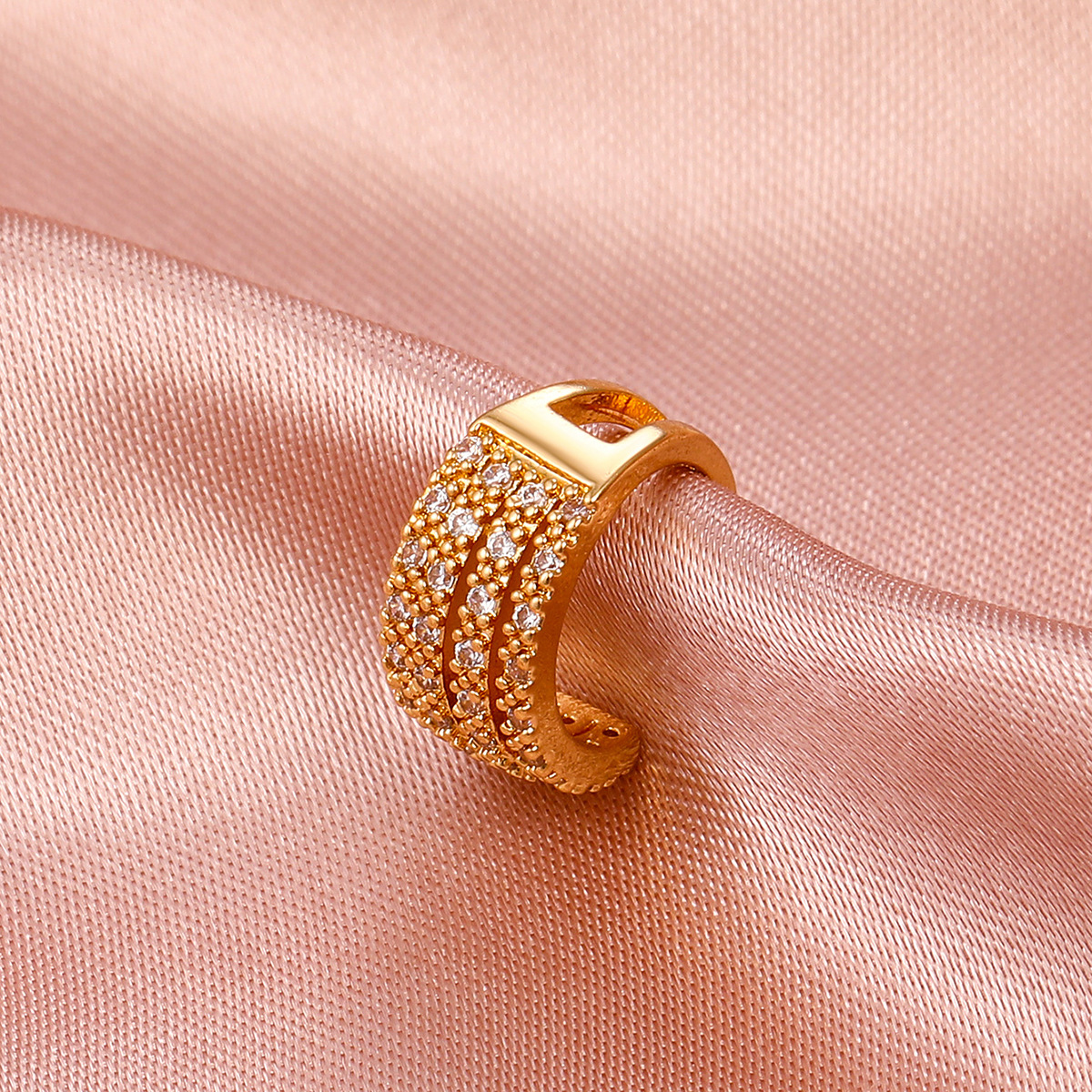 Alloy Material U Shape Pattern Fashion U Shape Plating Alloy No Inlaid Clip Earrings