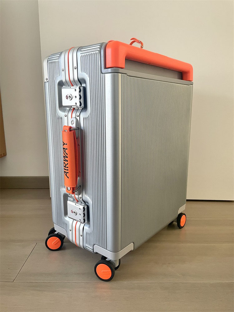 Elegant suitcase, universal cart, 20 inch 4