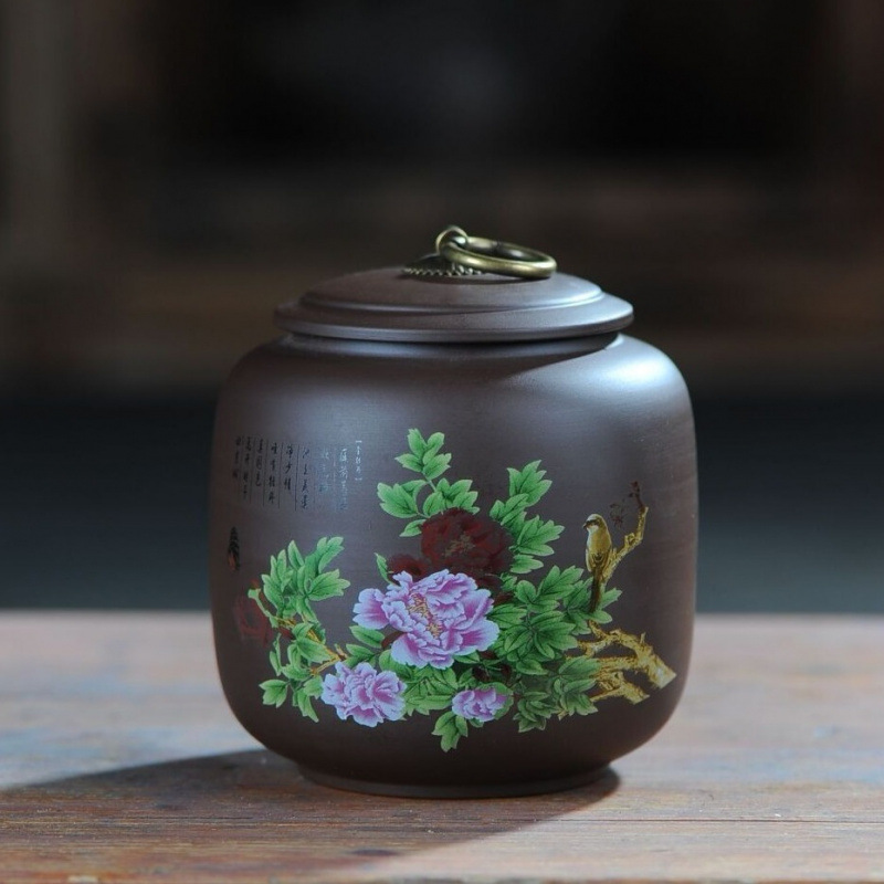 상서로운 보라색 진흙 꽃이 국색으로 피어난다