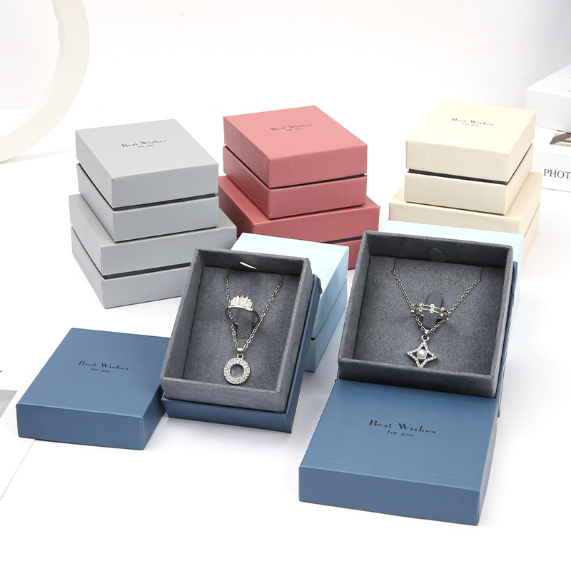Pequeño anillo japonés fresco colgante pendientes caja de joyería de moda collar caja de joyería hermosa bolsa caja de joyería