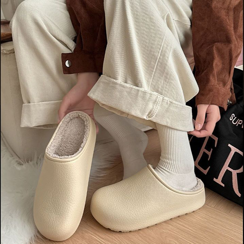 High-End Velvet Cotton Slippers for Women, Plush Home Indoor Winter Home Warm Couple Wide Slippers for Men in Stock