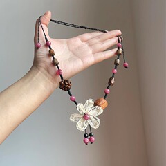 エスニックスタイルウッドビーズラフィアフラワーペンダントネックレスボヘミアンニッチ鎖骨チェーンレトロ気質鎖骨チェーン
