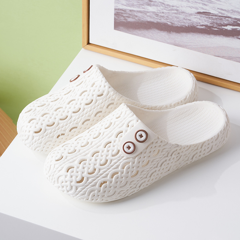 Spring and Summer Perforated Shoes for Women, Korean Style, Suitable for Students, Home and Outdoor Use, Non-Slip, Hollow, Breathable Slippers, Wholesale and Dropshipping, Can Be Worn Outside