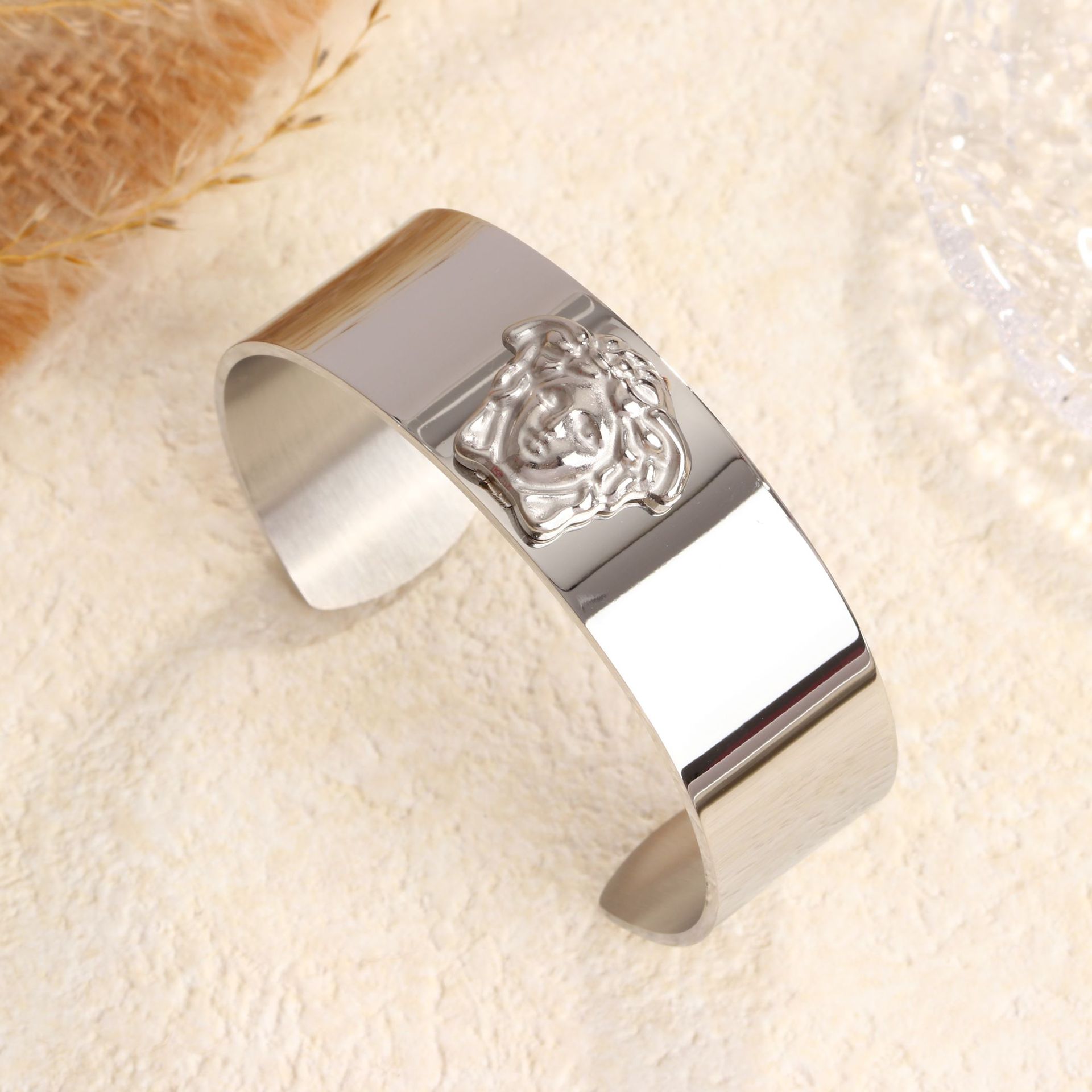 75 헤드 오픈 팔찌 스틸 컬러