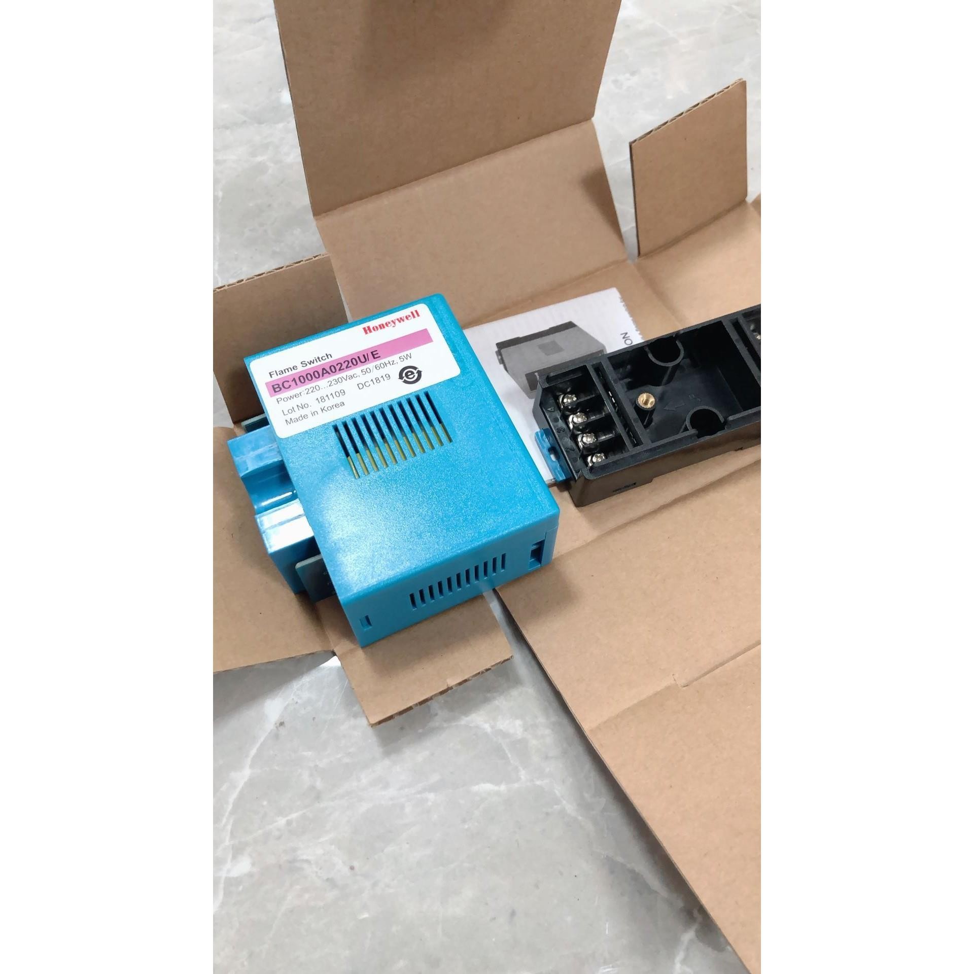 [议价]BC1000A0220U/E程控器火焰检测器BC1000A0220F/E程控器