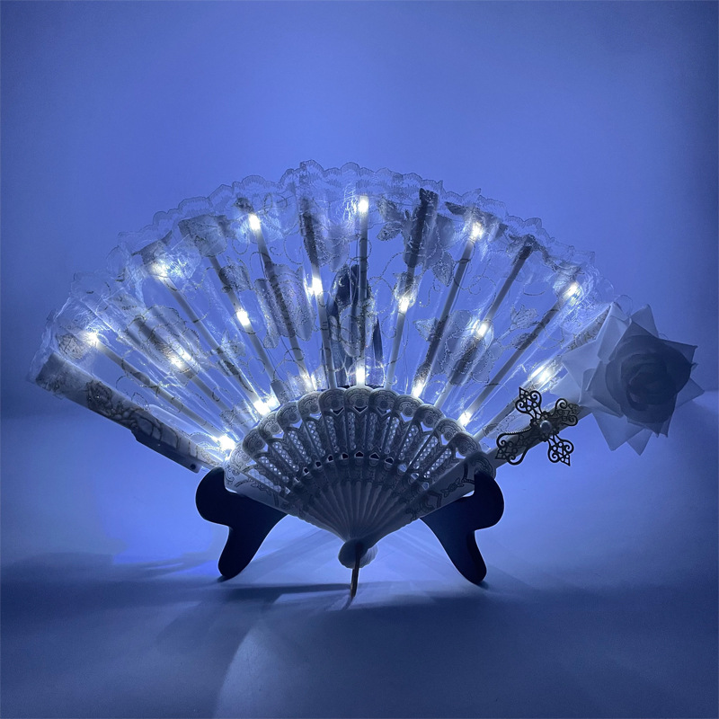 Nuevo abanico de encaje rosa con luces LED, regalo de boda, accesorio para el Festival Qixi, abanico plegable de estilo chino