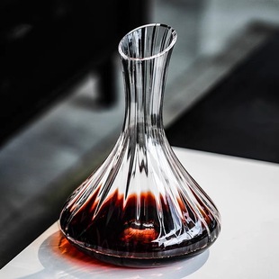 Creative Luxury High-end Household Lightweight Crystal Glass Wine Drinker New High-value Red Wine Decanter