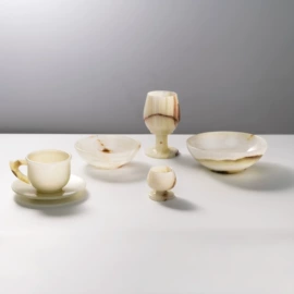 树脂工艺品;金属工艺品;玻璃工艺品