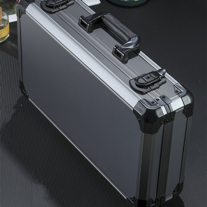 高端铝合金工具箱