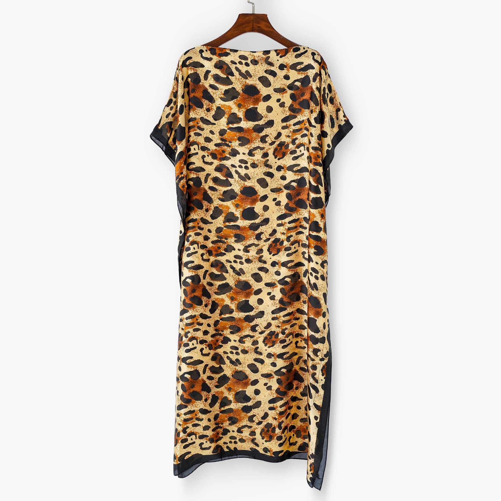 2026 nueva primavera y verano pop Europa y América leopardo amazon transfronterizo damas bikini beach shalker