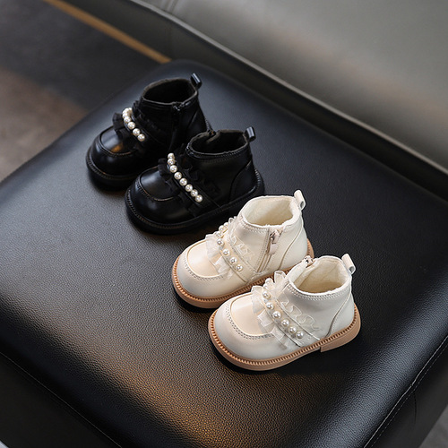 Baby girl short boots for infants and young children, soft soled learning to walk shoes, winter lined cotton shoes, little princess mini leather shoes, Martin boots