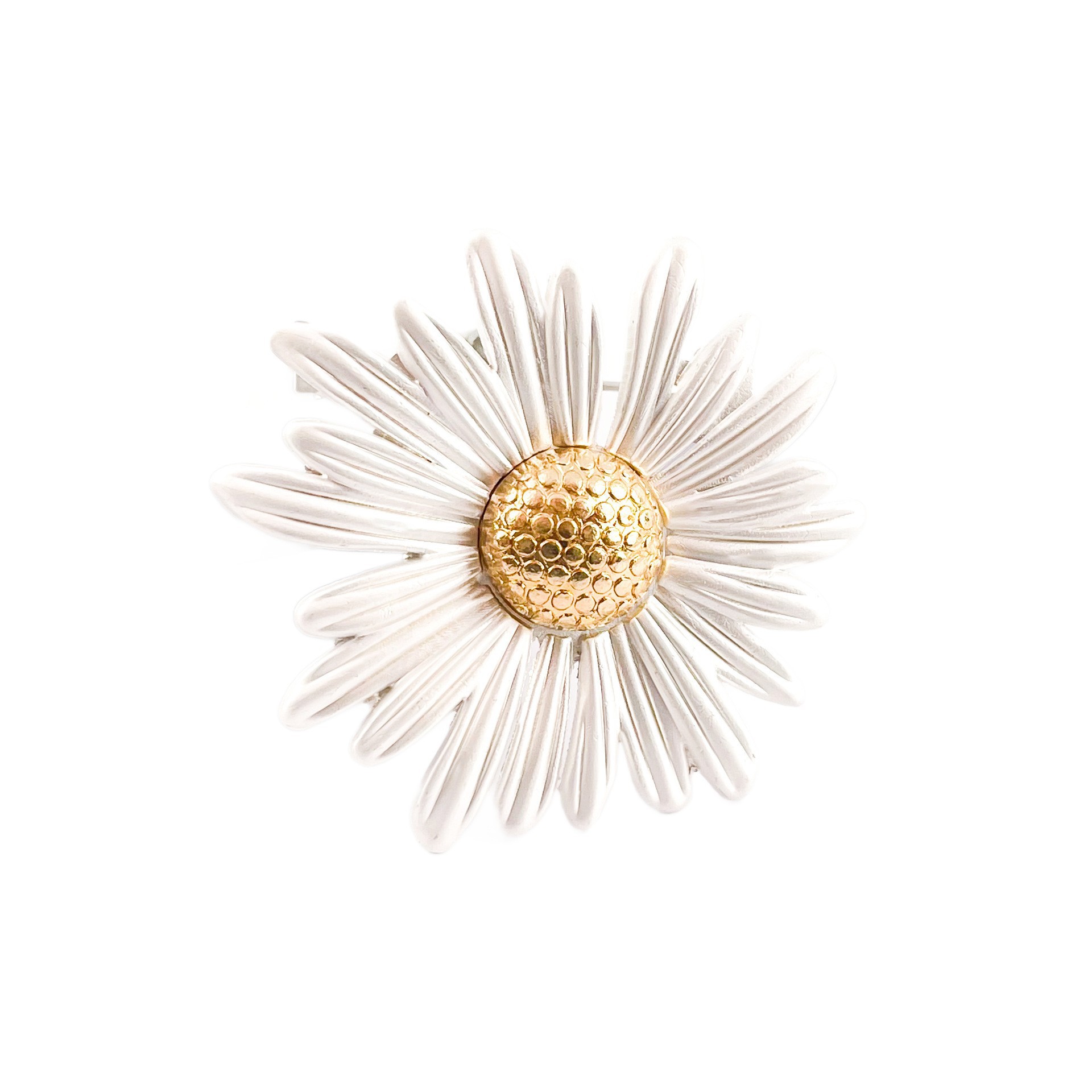 Elegante spilla a margherita per donna, design sofisticato chic_voghion.com