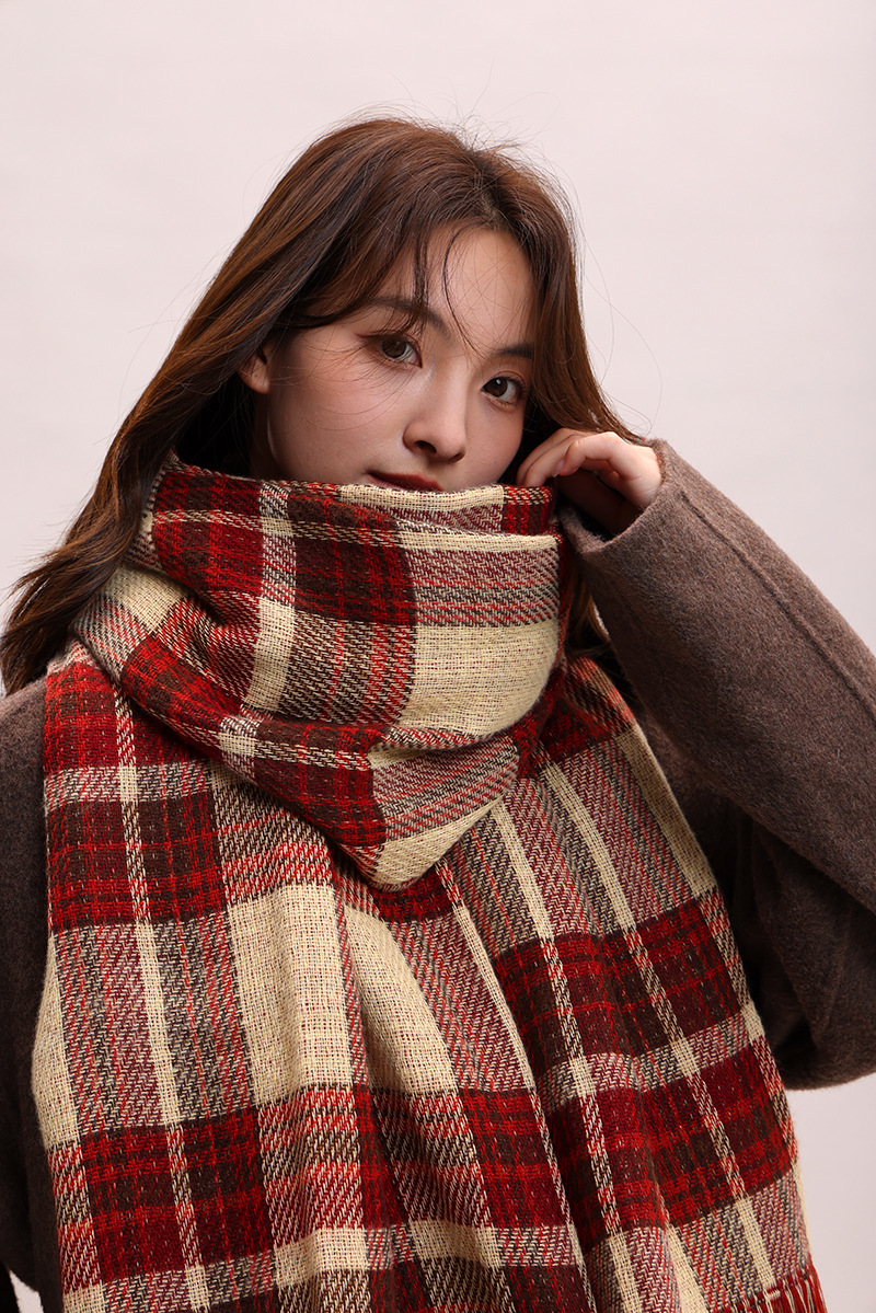 Couple Winter Thickened Versatile Student Giving Boyfriend Birthday Gift 2024 New High end Luxury Scarf_voghion.com