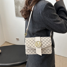 2025�����¿�sб����r�Іμ�����eС������ʽС��Ҹ�°�Ů