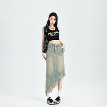 复古流苏做旧牛仔半身裙女春夏2024年新款高腰显瘦不规则中长裙子
