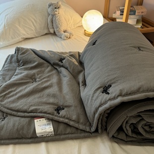 Ins Gray Butterfly Embroider Summer Quilt Simple Soft Waxy Machine Washable Air-Conditioned Quilt Washed Cotton Dormitory Summer Thin Quilt