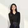 春季修身v领显瘦针织衫