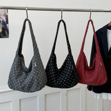 �n�����e���cҸ�°��r�аٴ�ײɫ����������W�tɭϵͨ�چμ�Ů��