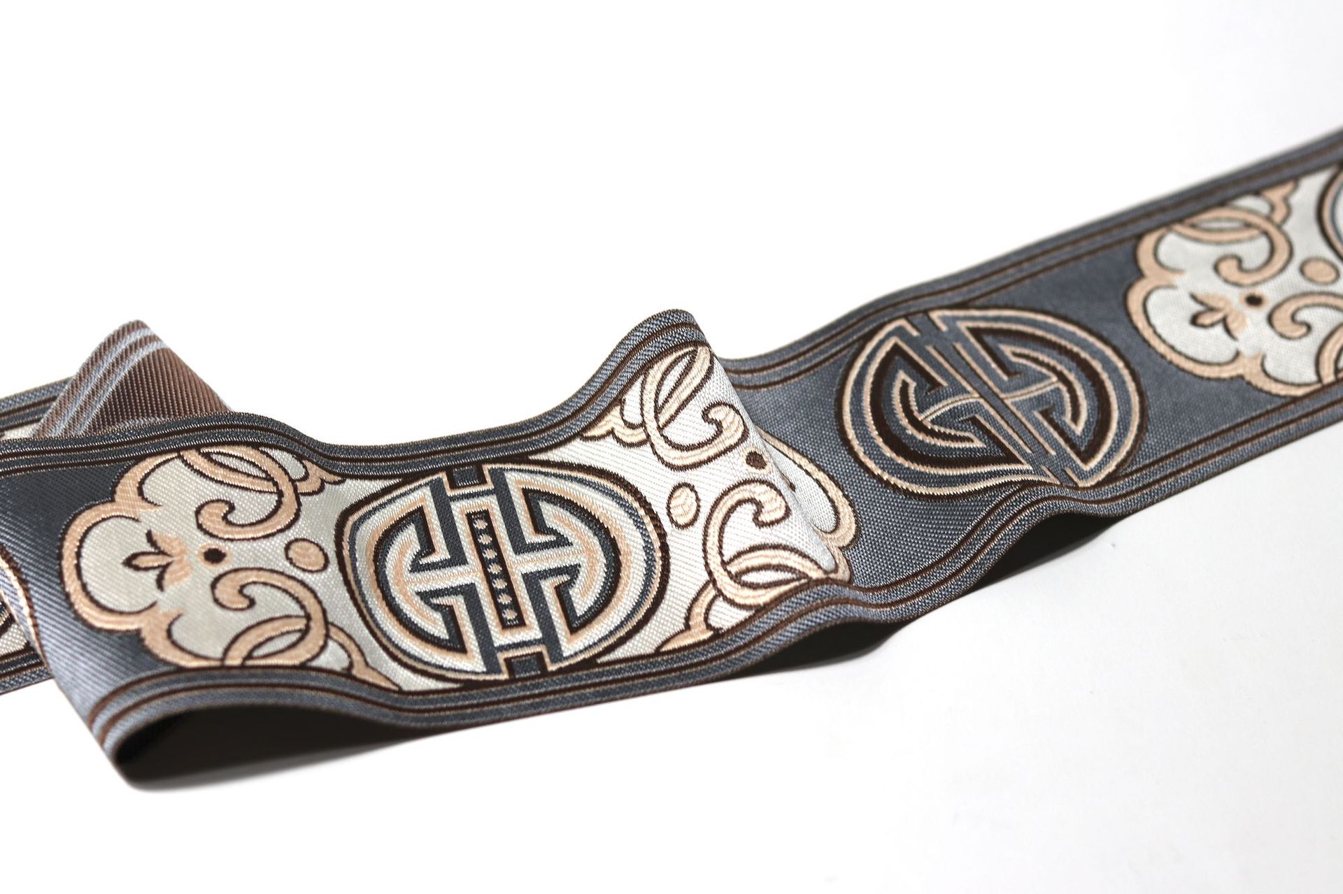 9cm de ancho de alta precisión nueva banda china ropa sofá colchón cama cortina garantía tela de mesa colchón de taza cama bandera de mesa banda