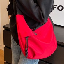 小众女包河北保定白沟四季通用高级新款背包狮岭广州秋冬包包