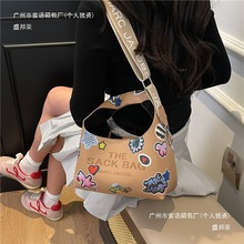 厂家印花手提包女2025新款感大容量通勤包轻奢时尚单肩包