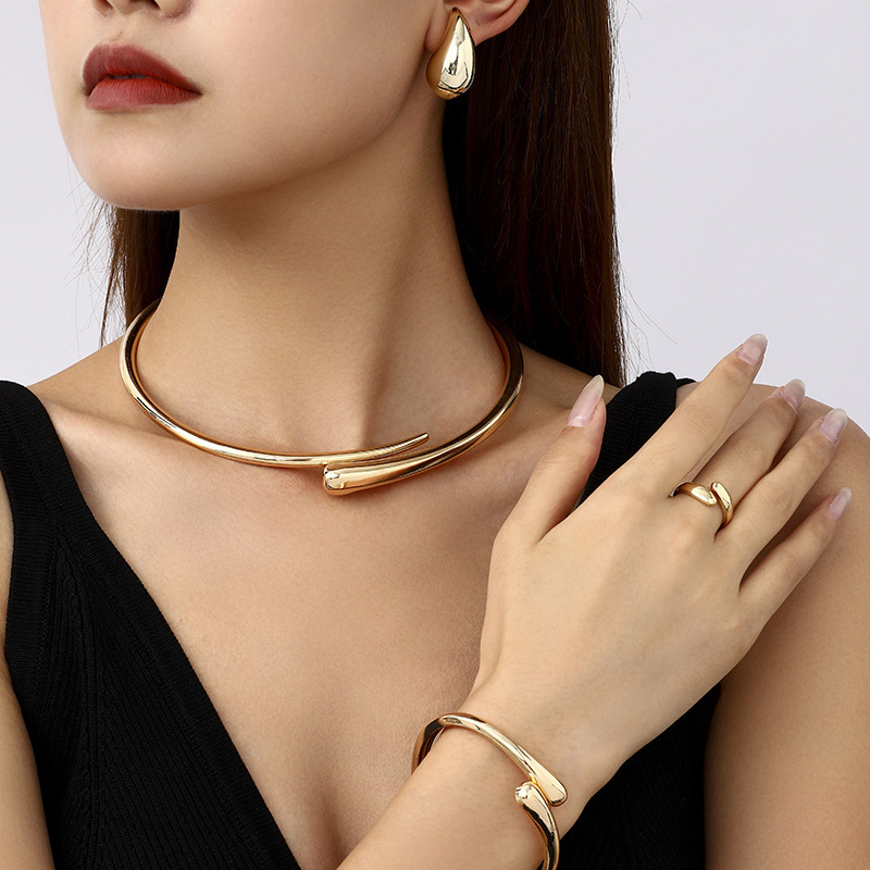European and American Fashion Simple Heavy Metal Elegant Geometric Ring Glossy Water Drop Necklace Bracelet Earrings Jewelry Set for Women