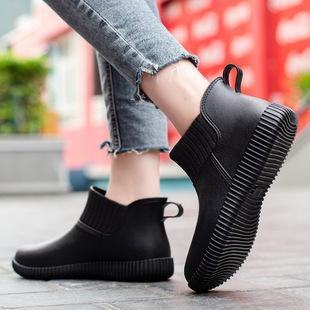 Fashion Rain Boots Women's Trendy Short Tube Water Shoes Four Seasons Outer Wear Work Shoes Car Wash Low Tube Waterproof Non-slip Rubber Shoes Rain Boots