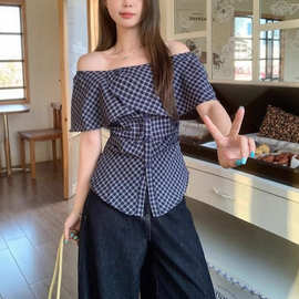 设计感一字肩藏蓝色格子衬衫女2025春夏新款大码胖mm掐腰显瘦上衣