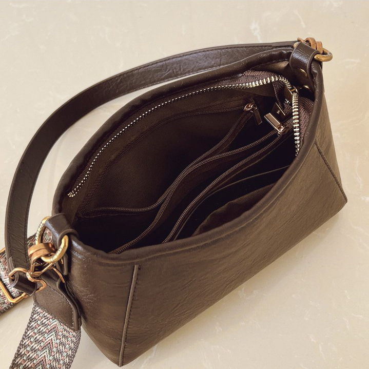 Niche French Vintage Underarm Bag For Women 2026 New Arrival Versatile Retro Commuter Baguette Bag Elegant Shoulder Handbag - Thumbnail 3