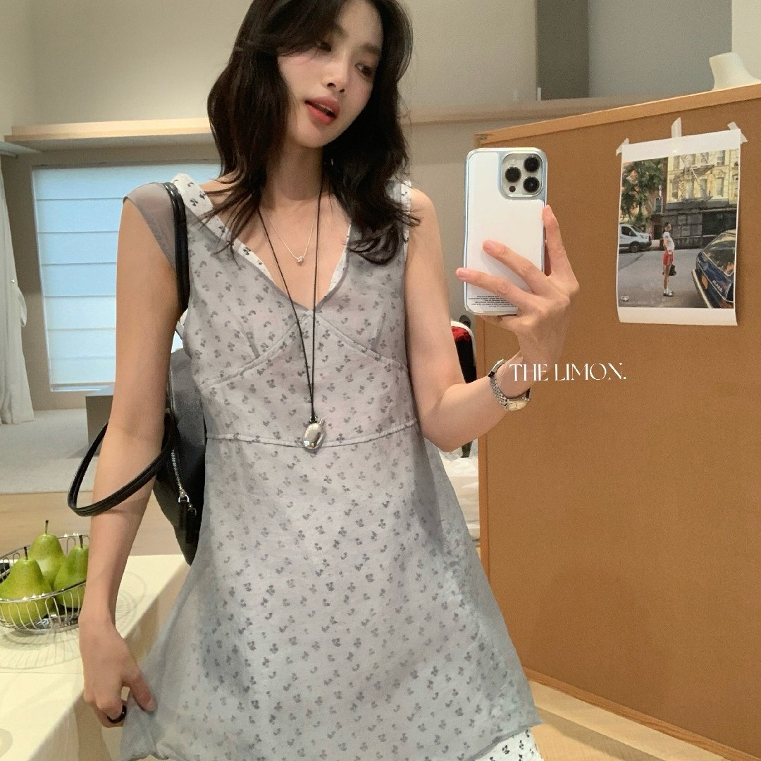 Đầm suông nữ cổ V họa tiết hoa tay loe phối ren — màu cam, màu xám