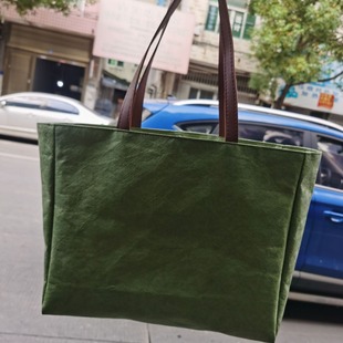 Double Layer Dupont Paper Bag Customized Creative Modern Handbag Washed Kraft Paper Shoulder Shopping Bag Printed with Logo