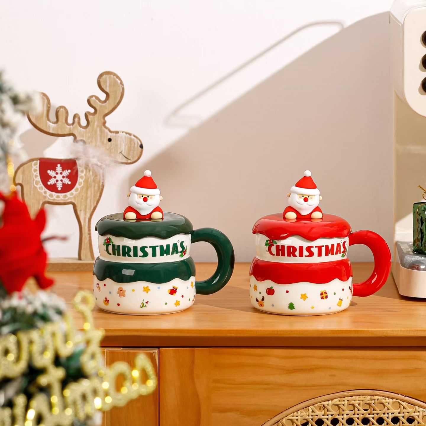 Personalidad creativa Santa taza con tapa de cerámica encantadora taza de agua para beber taza de café de regalo de alto valor transfronterizo