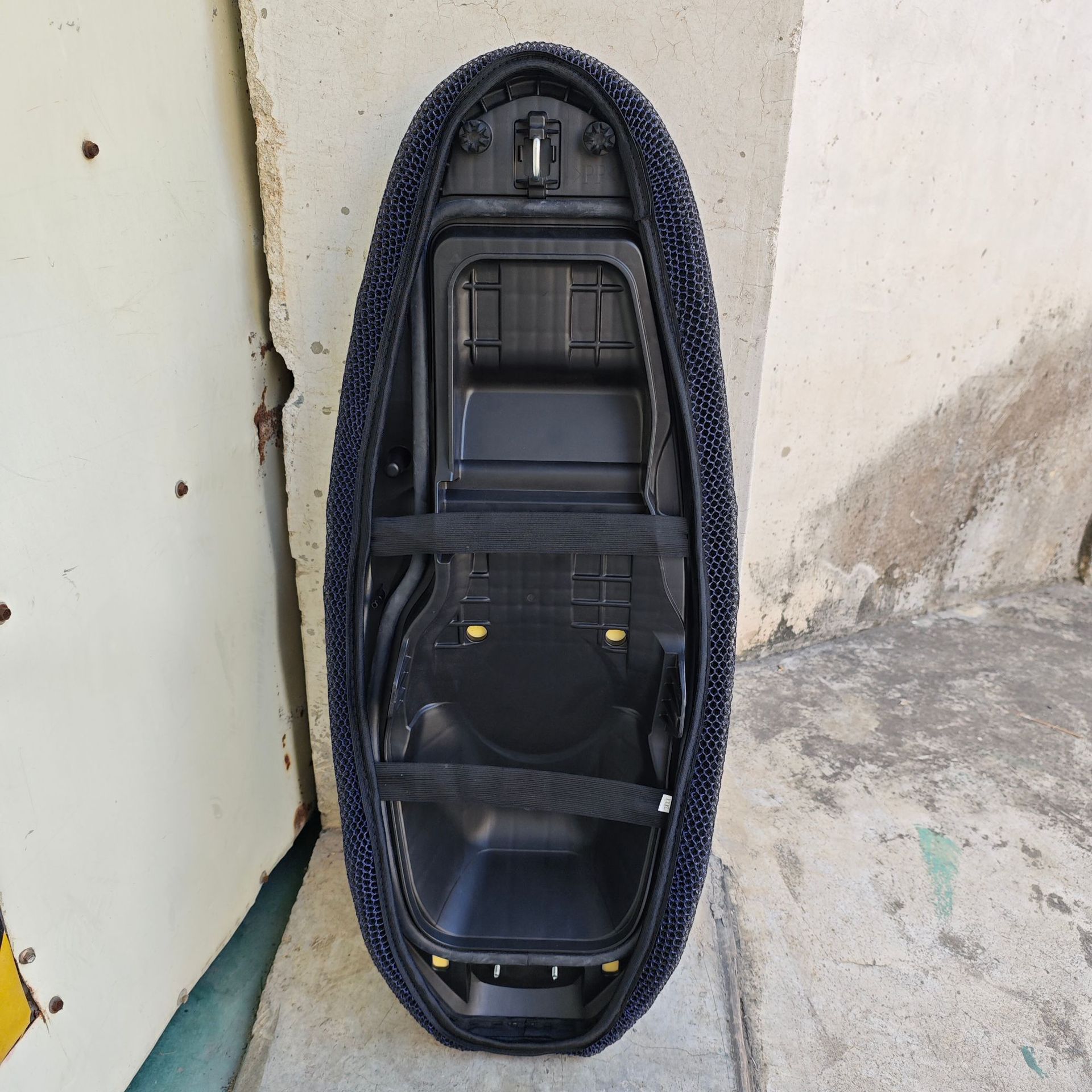 Suitable for new continents Wuyang Honda PCX160/150 motorcycle seat cover cushion waterproof sunscreen dustproof seat cover