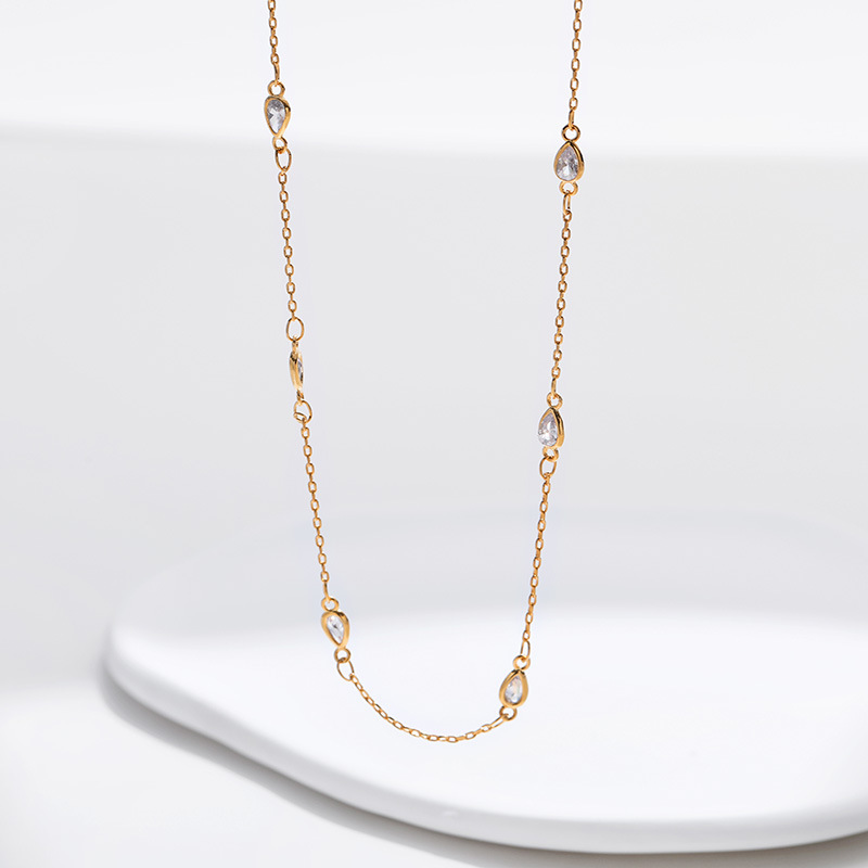 Simple Style Solid Color Copper Plating Chain Inlay Zircon Gold Plated Necklace display picture 1