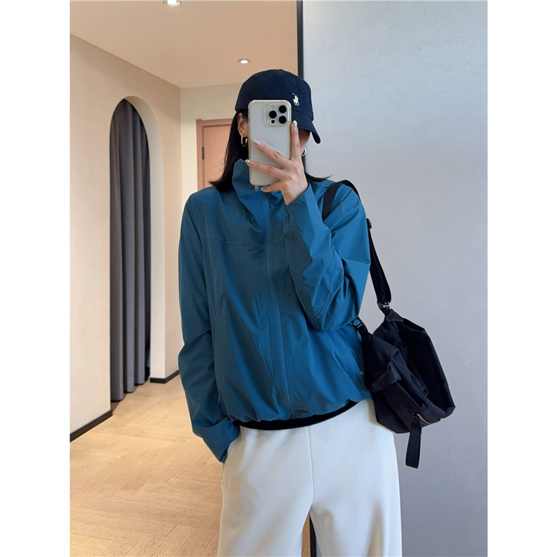 2000+ Bird's Nest Lightweight Softshell Three-Proof Short Stand-Collar Jacket for Women, Spring and Autumn