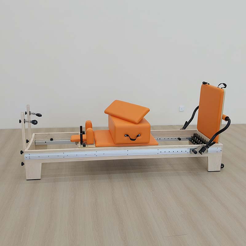 Estudio de yoga traje de cinco piezas equipo de pilates, barril de escalera, silla de pedal estable, cama central de pilates de arce Cadillac de roble