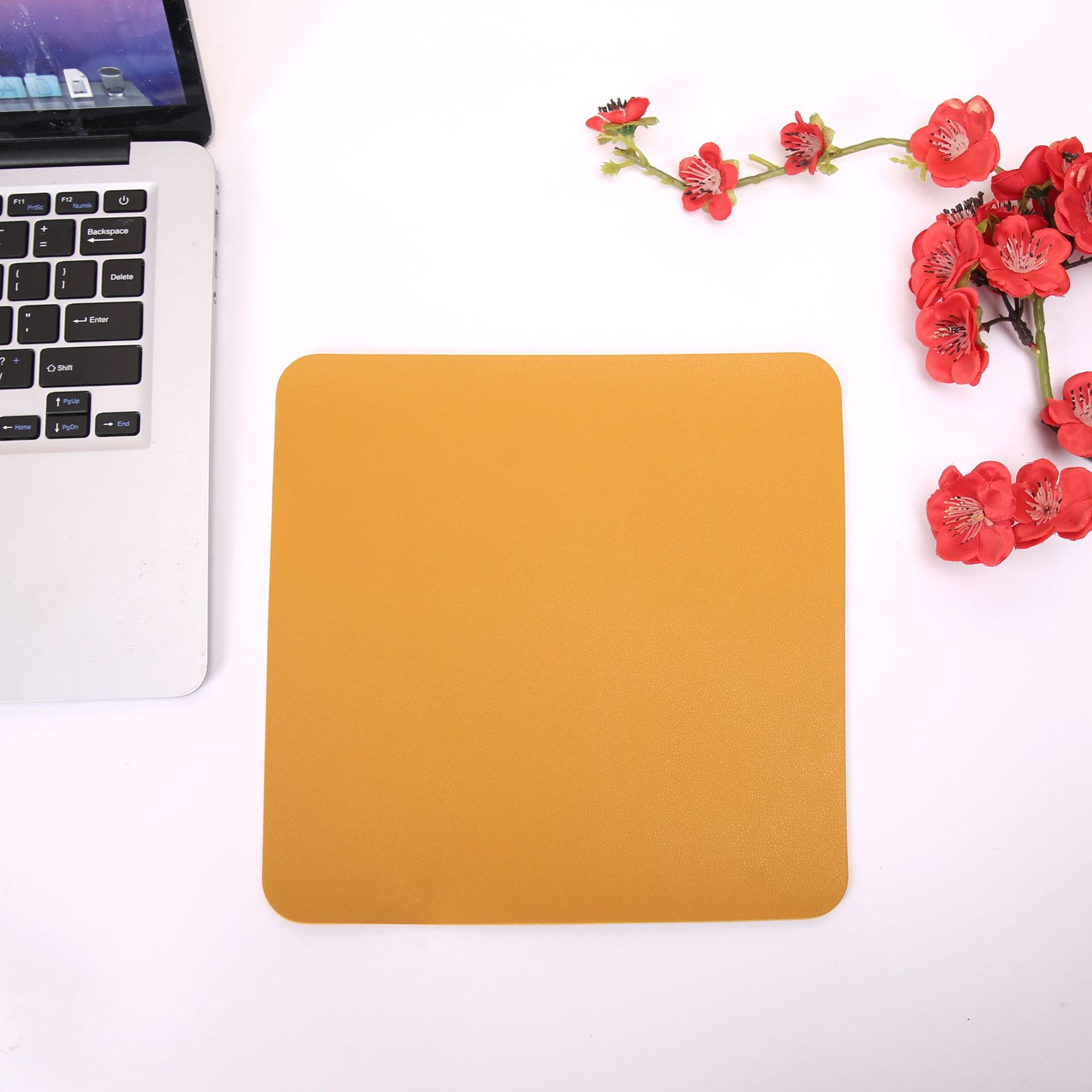 Alfombrilla de Cuero de Doble Cara — Mouse Pad Impermeable, Antideslizante para Oficina