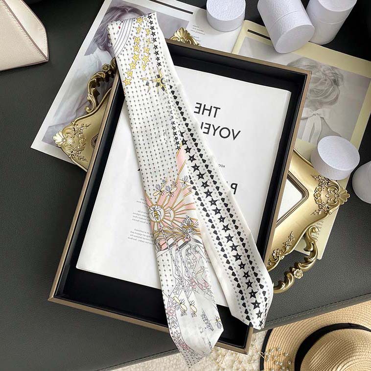 D versión alta 18 mm bufandas de seda cinta cinta delgada correa de pelo larga decoración pequeña bufandas animales de la selva H