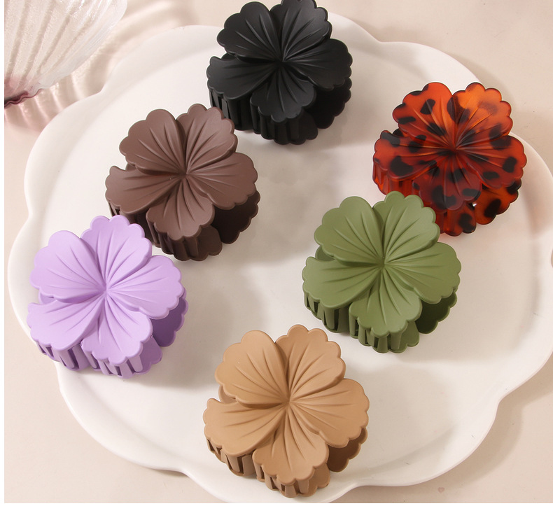 Plumeria Pattern Women's Gender Sweet Women's Plumeria Plastic Stoving Varnish Hair Claws