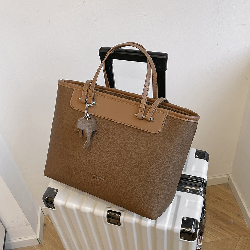 Trendy Women's Shoulder Bag High Quality Large Tote Bag For Daily_voghion.com