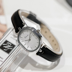 Kimio金米歐簡約氣質女士優雅皮帶腕錶學生通勤日常休閒石英表女