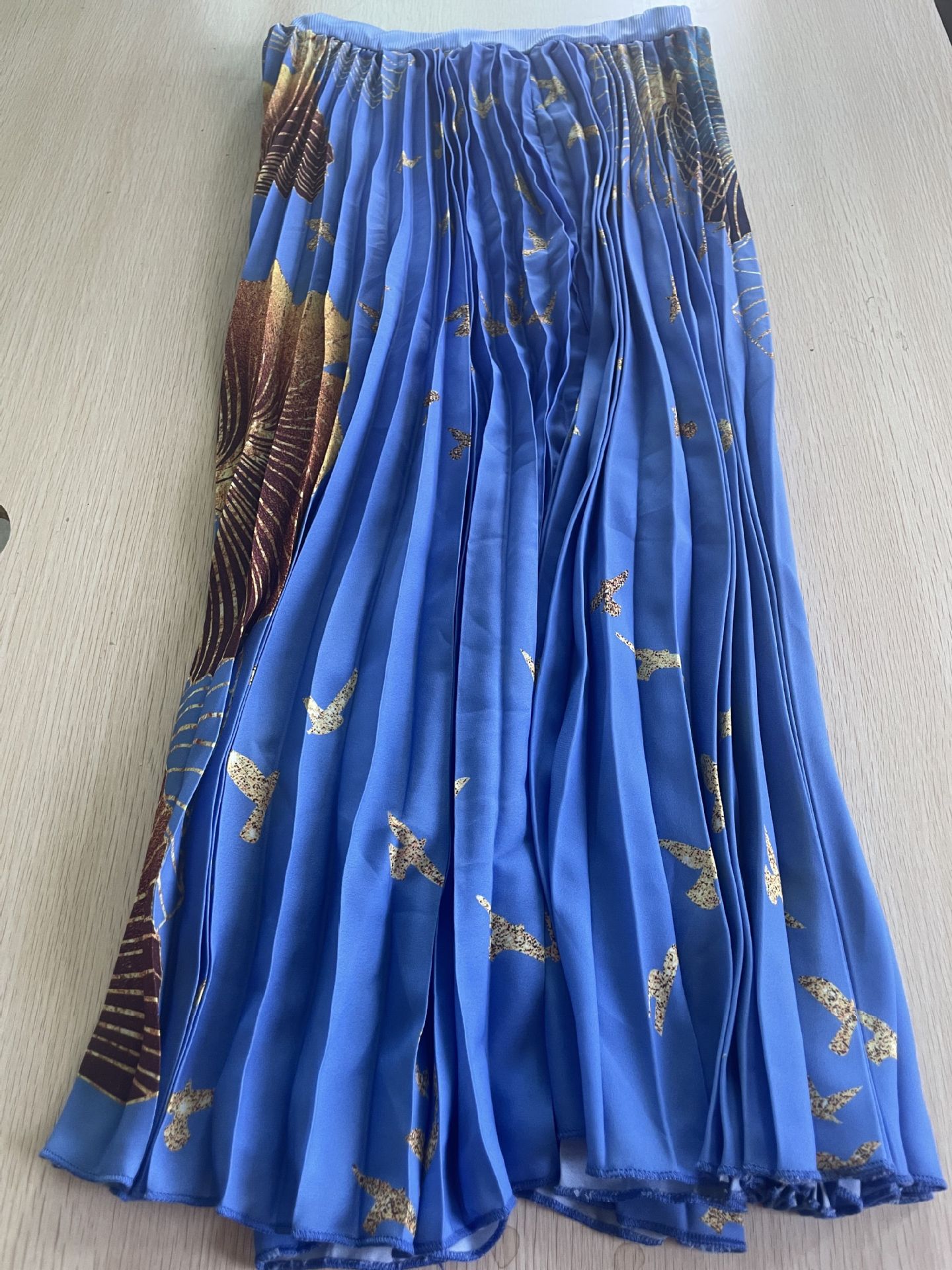 Damenbekleidung Mode Damenbekleidung Herbst und Winter neue Mode bedruckter plissierter Rockanzug mit hoher Taille_voghion.com