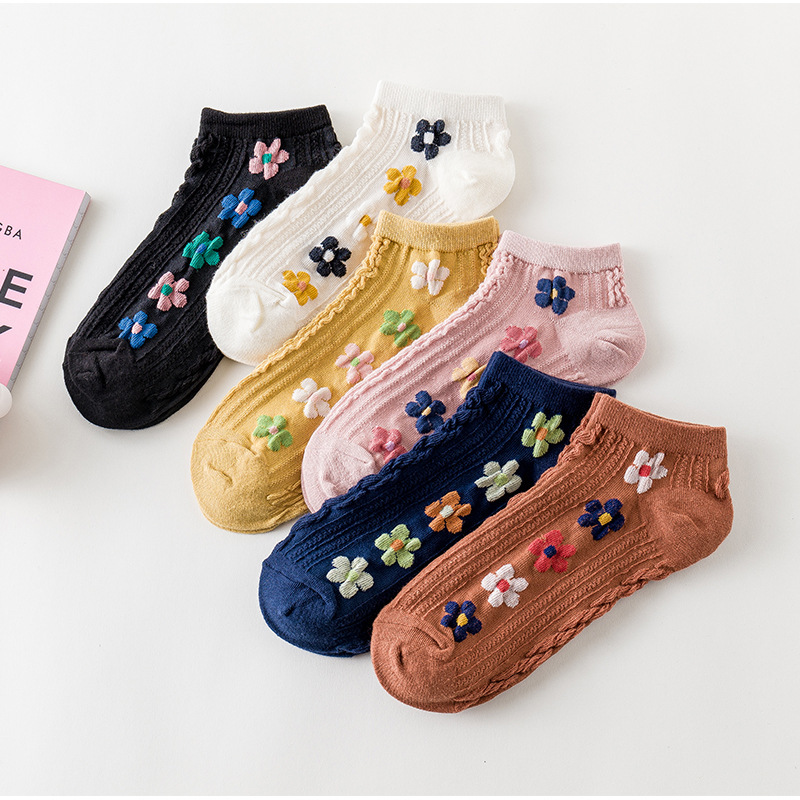 Spring and summer new 6-color dark flower socks ins Ling Ya wind fresh small flower cotton socks boat socks women's shallow mouth tide socks wholesale Spring and summer new 6-color dark flower socks ins Ling Ya wind fresh small flower cotton socks boat socks women's shallow mouth tide socks wholesale