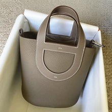 �羳�¿�Ů���߼����p������� �^��ţƤ�˻@�Ӱ��i����ˮͰ��