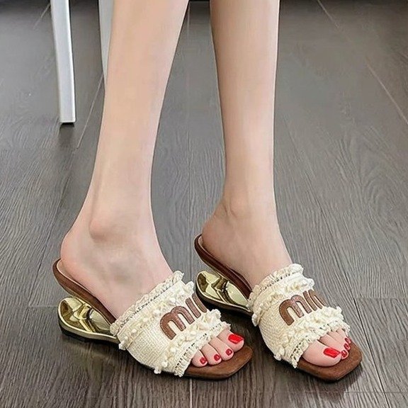 Zapatillas de letras de encaje de nicho francés para mujeres de verano 2026 nuevas zapatillas de alto nivel con pendiente de dedo abierto image 3