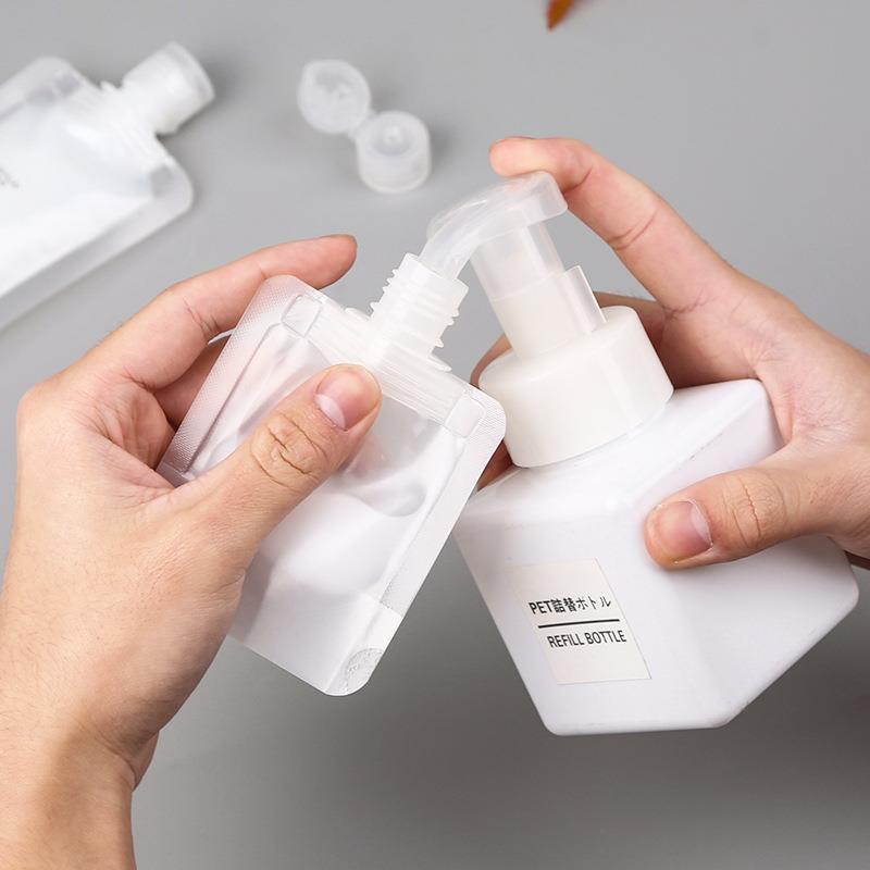 Travel compartment bag cosmetic lotion shower gel shampoo travel portable small face wash single-use dividing bottle