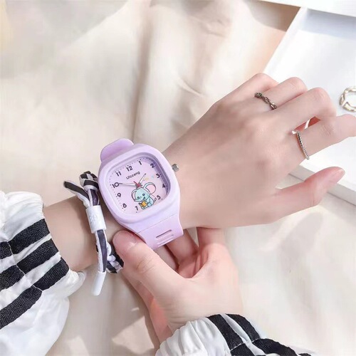 New ins cute silicone watch trendy luminous sports student square strap high-value watch.