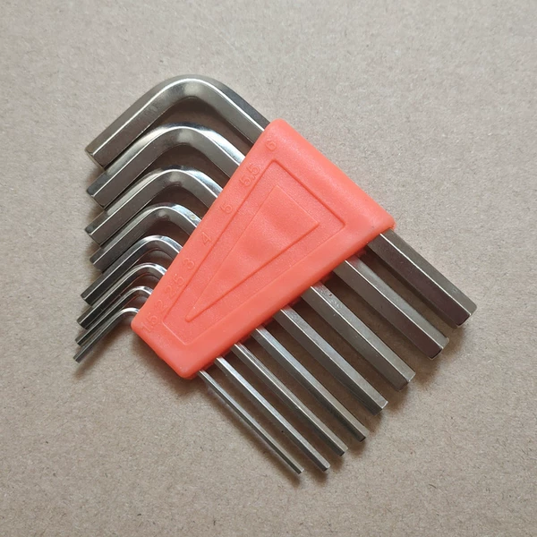 Eight-piece set of short orange yellow nickel